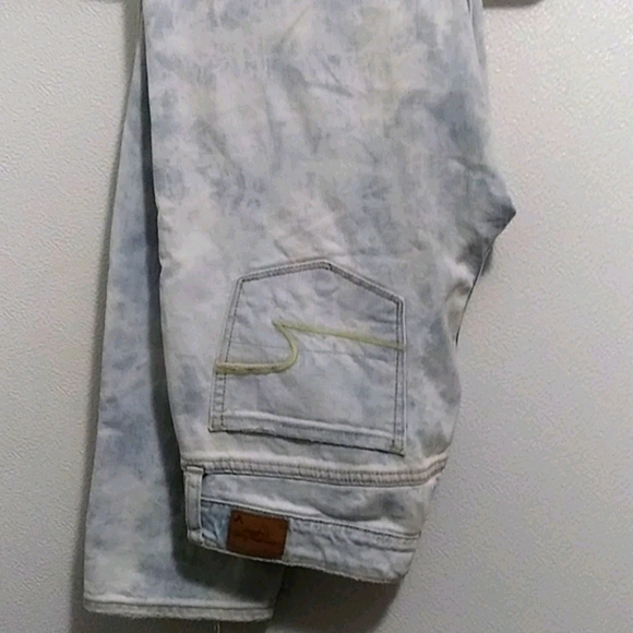 American Eagle Skinny Jeans - Picture 2 of 4